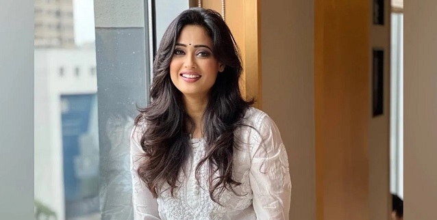 Shweta Tiwari is such an actress who always remains proud of her fashion sense.