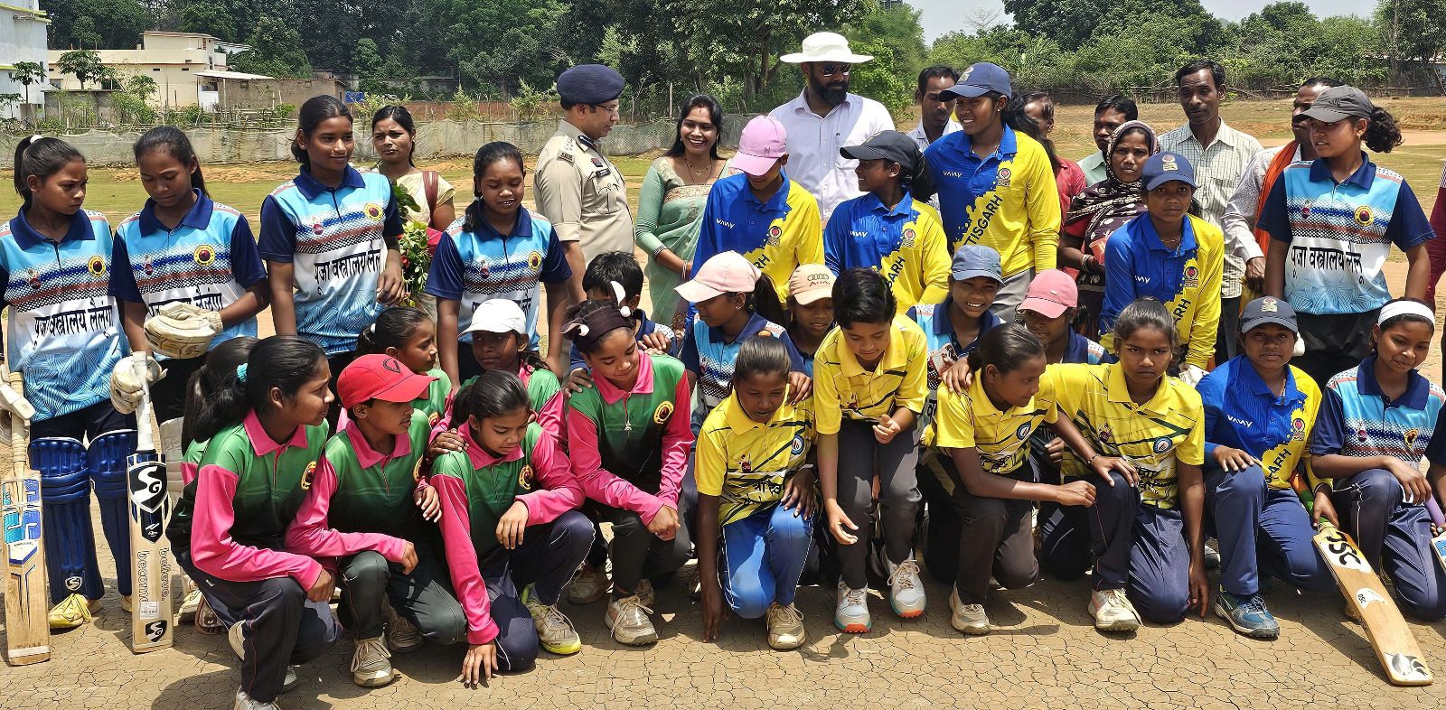 जशपुर की बेटियों ने क्रिकेट में लहराया परचम, मुख्यमंत्री विष्णु देव साय ने बालिकाओं को दी बधाई