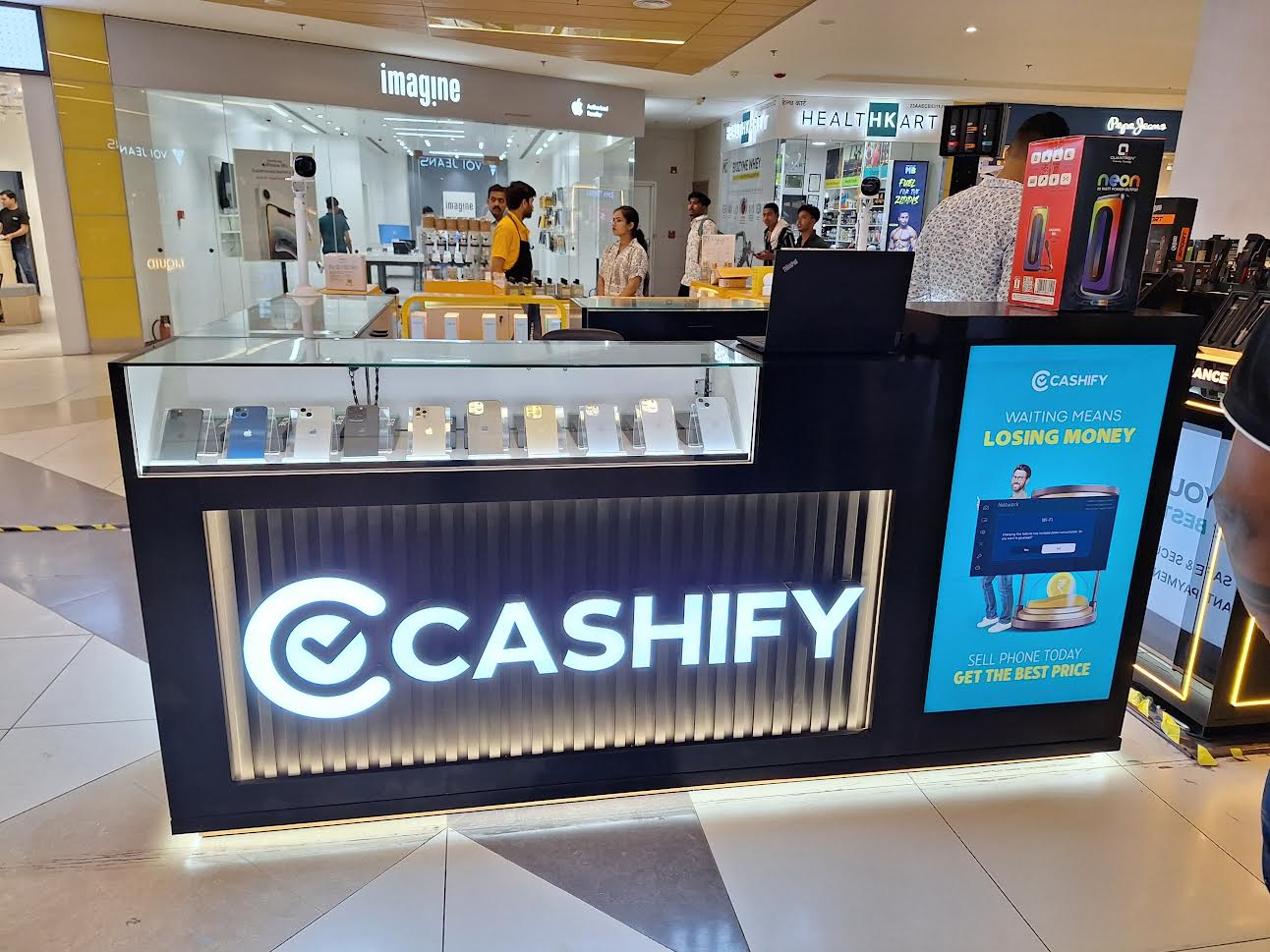 कैशिफ़ाई ने ग्वालियर में अपना पहला स्टोर खोलकर रिटेल नेटवर्क का विस्तार किया