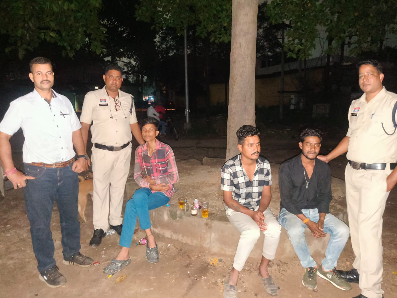 Korba Crime: मुड़ापार क्षेत्र में 10 नशेड़ियों के विरूद्ध कोटपा एक्ट के तहत् व पृथक से प्रतिबंधात्मक धाराओ के तहत की गई कार्यवाही