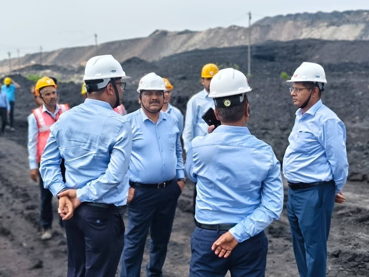 SECL Director (Technical) Project & Planning Shri R.C. Mohapatra Reviews Mining Operations during Field Visit to Korba Area