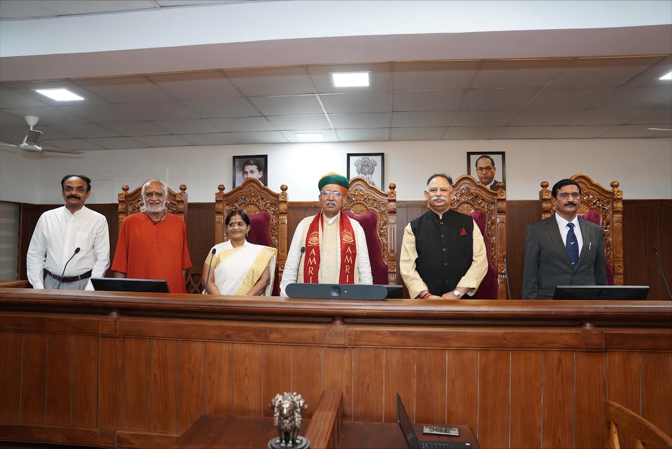 अमृता विश्व विद्यापीठम ने शुरू किया इंटरनेशनल लॉ स्कूल, केंद्रीय मंत्री मेघवाल ने एआई से ज्यादा मानवीय मूल्यों को दी महत्ता