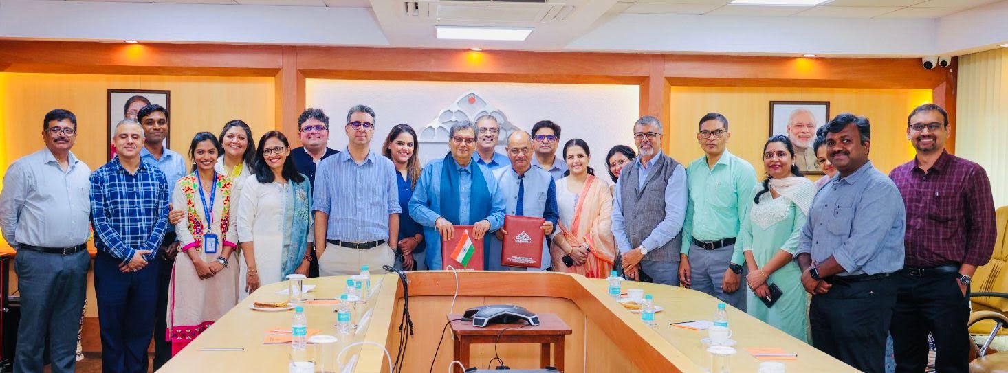 आईआईएम मुंबई ने व्हिसलिंग वुड्स इंटरनेशनल के साथ मिलकर भारत का पहला मीडिया और एंटरटेनमेंट एमबीए लॉन्च किया