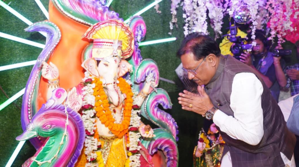 CM Vishnu Deo Sai’s solemn resolve – towards a prosperous, self-reliant and developed Chhattisgarh