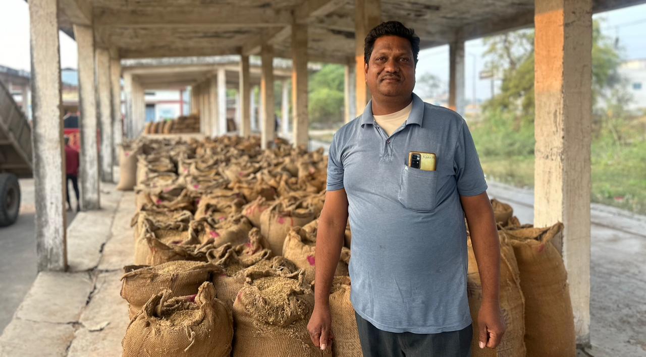 शासन की संवेदनशील धान खरीदी नीति से किसानों को मिल रही राहत – किसान संतोष कुमार