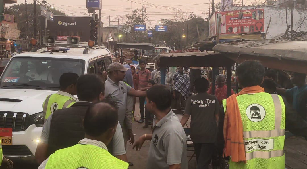 बिलासपुर में ट्रैफिक वायलेशन फ्री जोन की पहल तेज, यातायात पुलिस की सख्त कार्रवाई