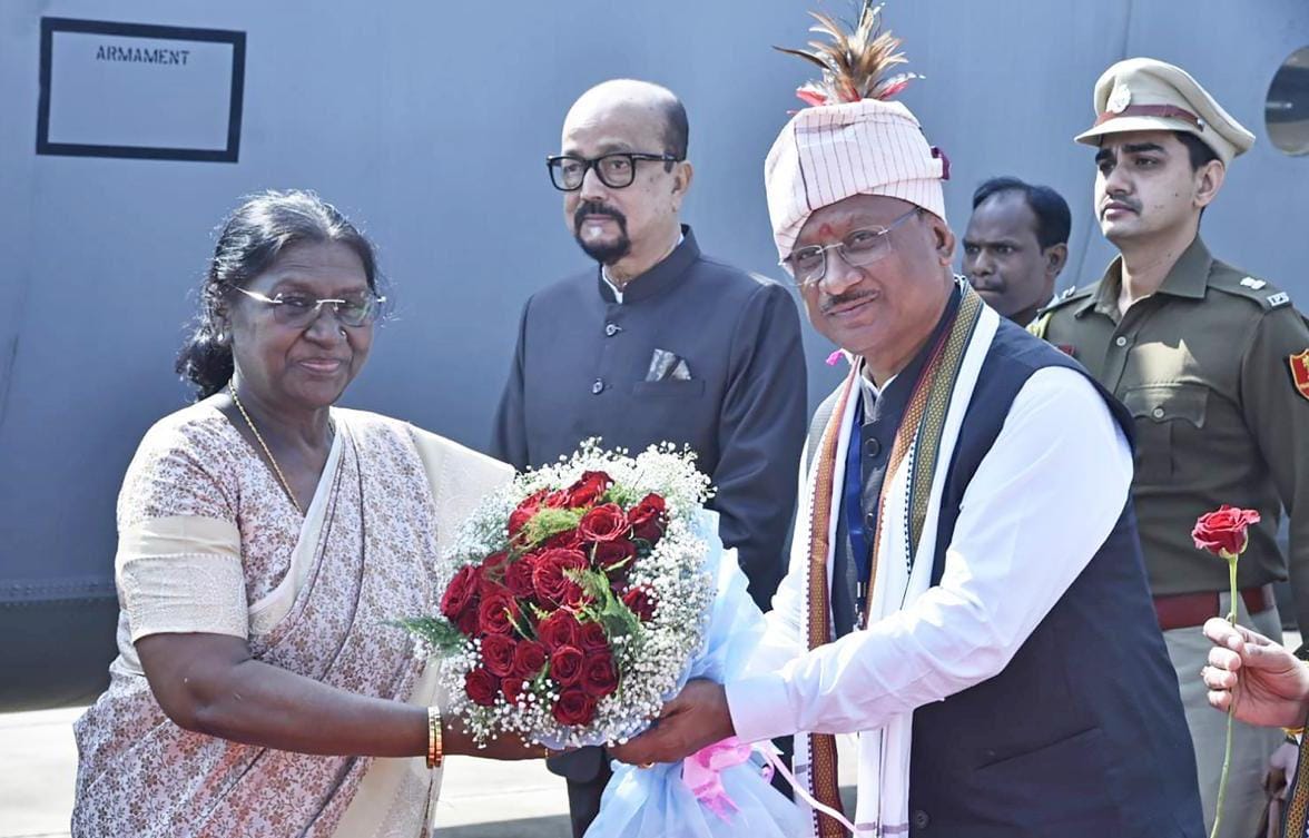 छत्तीसगढ़ की पावन धरा पर राष्ट्रपति द्रौपदी मुर्मु का भव्य स्वागत